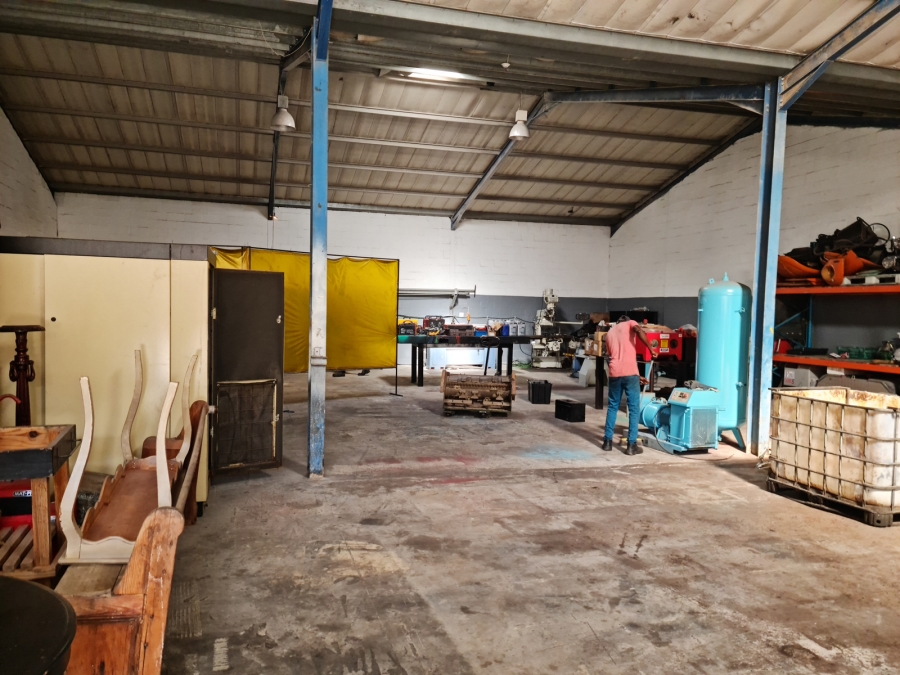 To Let commercial Property for Rent in Broadlands Western Cape
